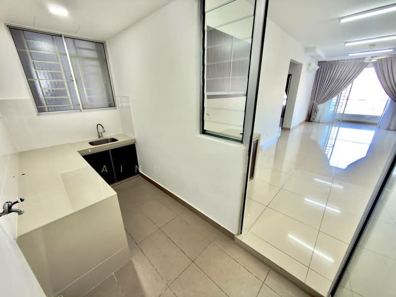 Service Residence for Sale at Platinum Lake PV 21 - Zainul Rashid - Kitchen - PropertyGuru.com.my