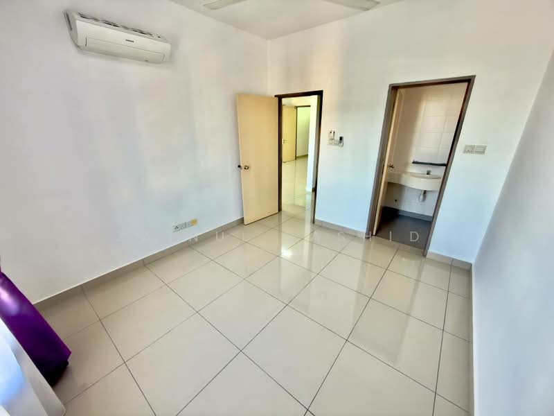 Service Residence for Sale at Platinum Lake PV 21 - Zainul Rashid - Interior - PropertyGuru.com.my