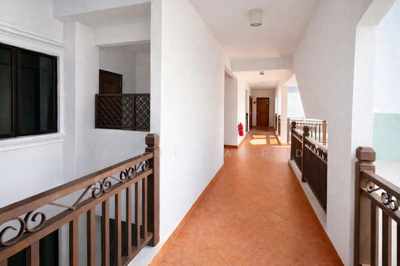 Condominium for Sale at Cyber Heights Villa - Zainul Rashid - Corridor - PropertyGuru.com.my