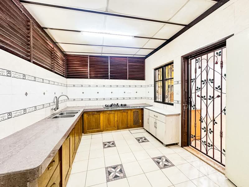 Rumah Teres 2.5 Tingkat untuk Dijual di Presint 16 (Putrajaya) - Zainul Rashid - PropertyGuru.com.my