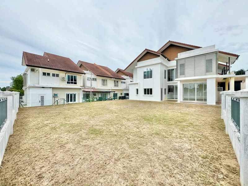 2-storey Terraced House for Sale in Puncak Bestari (Puncak Alam) - Zainul Rashid - Exterior - PropertyGuru.com.my