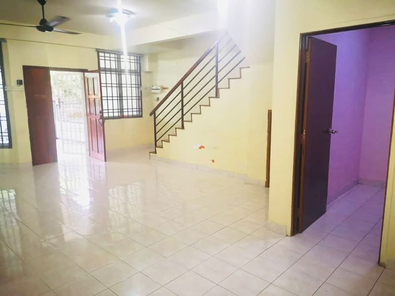 Rumah Teres 2 Tingkat untuk Dijual di Taman Nusa Bestari (Iskandar Puteri (Nusajaya)) - Ck Leow - Living Room - PropertyGuru.com.my