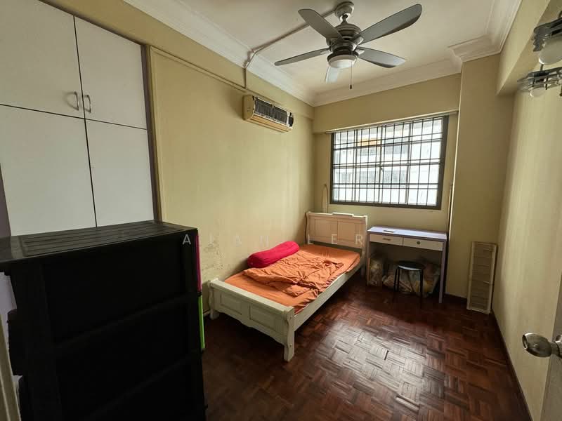 Pangsapuri untuk Dijual di Sri Impian Apartment - Alan Ler - Bedroom - PropertyGuru.com.my