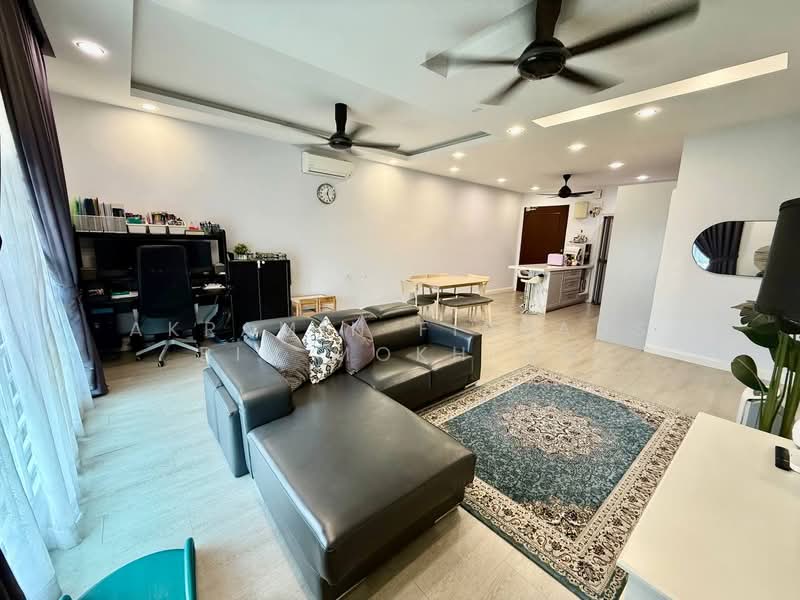 Condominium for Sale at Lake Vista Residence (Tasik Vista Residen) - Akramin Firdaus Bin Mokhtar - Living Room - PropertyGuru.com.my