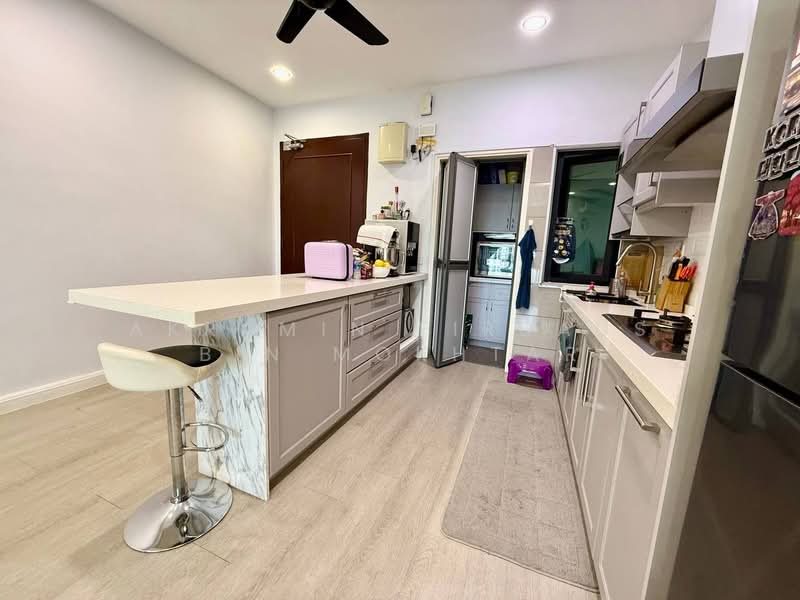 Condominium for Sale at Lake Vista Residence (Tasik Vista Residen) - Akramin Firdaus Bin Mokhtar - Kitchen - PropertyGuru.com.my