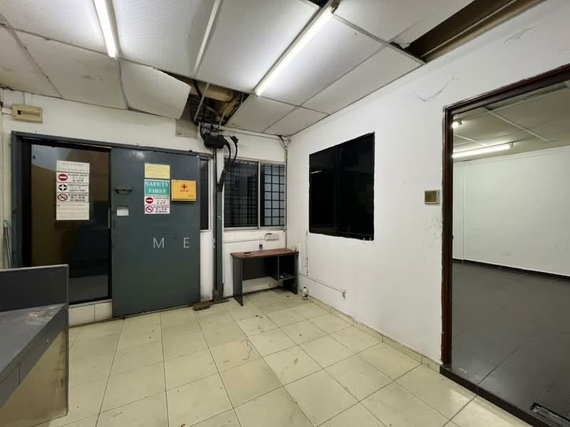 Semi-D Factory for Rent in Taman Tan Sri Yaacob (Johor Bahru) - Merry Chua - Interior - PropertyGuru.com.my