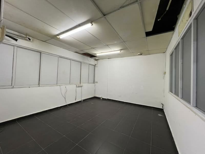 Semi-D Factory for Rent in Taman Tan Sri Yaacob (Johor Bahru) - Merry Chua - Interior - PropertyGuru.com.my
