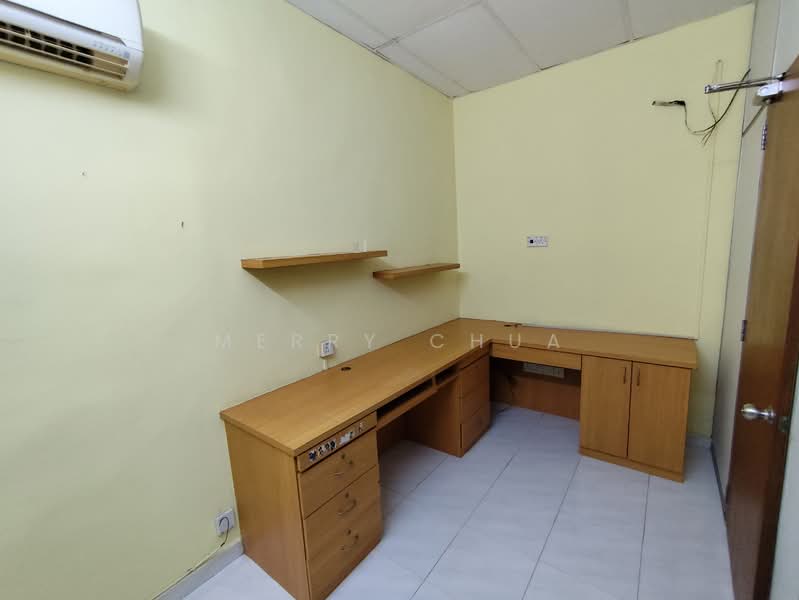 Rumah Teres 2 Tingkat untuk Dijual di Taman Pulai Utama (Skudai) - Merry Chua - Study - PropertyGuru.com.my