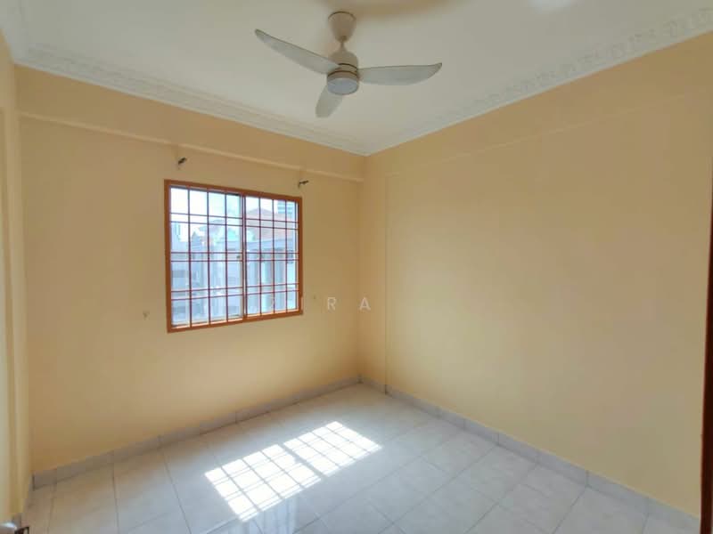 Apartment for Sale at Bayu Puteri 2 - Zira . - Interior - PropertyGuru.com.my