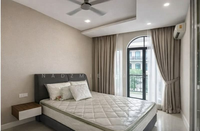 Condominium for Sale at Isle of Kamares - Nadzmie Nasir - Bedroom - PropertyGuru.com.my