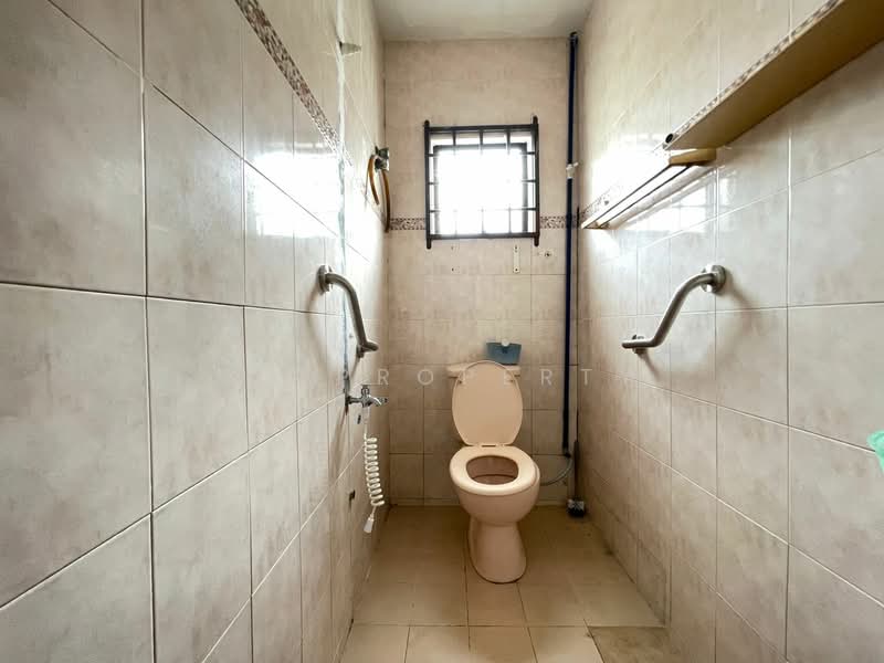 Rumah Teres 1.5 Tingkat untuk Dijual di Selayang (Selangor) - SS PROPERTY - Bathroom - PropertyGuru.com.my