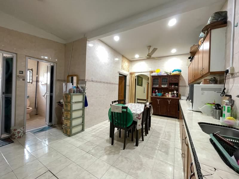 Rumah Teres 1.5 Tingkat untuk Dijual di Selayang (Selangor) - SS PROPERTY - Kitchen - PropertyGuru.com.my