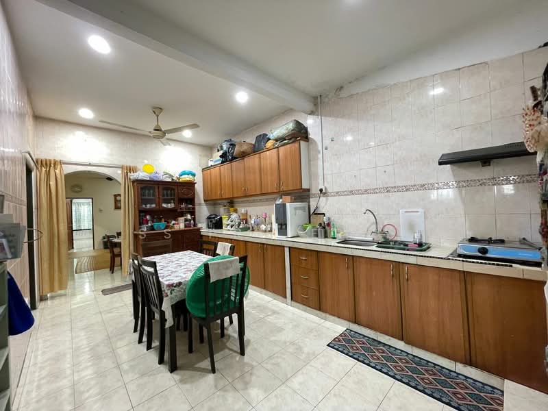Rumah Teres 1.5 Tingkat untuk Dijual di Selayang (Selangor) - SS PROPERTY - Kitchen - PropertyGuru.com.my