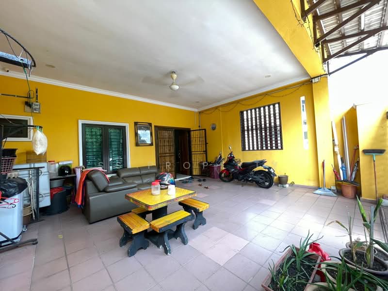 Rumah Teres 1.5 Tingkat untuk Dijual di Selayang (Selangor) - SS PROPERTY - Exterior - PropertyGuru.com.my