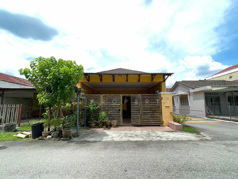 Rumah Teres 1.5 Tingkat untuk Dijual di Selayang (Selangor) - SS PROPERTY - Exterior - PropertyGuru.com.my