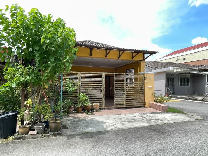 Rumah Teres 1.5 Tingkat untuk Dijual di Selayang (Selangor) - SS PROPERTY - Exterior - PropertyGuru.com.my