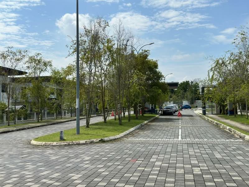 2-storey Terraced House for Sale in Sungai Buloh (Selangor) - Evelle Chan - Exterior - PropertyGuru.com.my