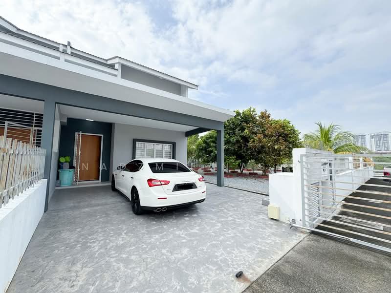 2-storey Terraced House for Sale in Cyberjaya (Selangor) - Nadzmie Nasir - Exterior - PropertyGuru.com.my