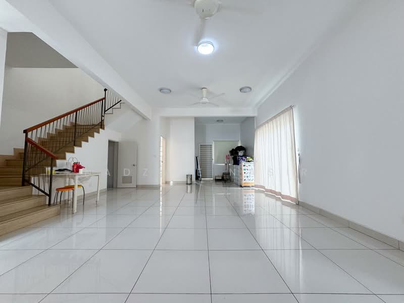 2-storey Terraced House for Sale in Cyberjaya (Selangor) - Nadzmie Nasir - Living Room - PropertyGuru.com.my
