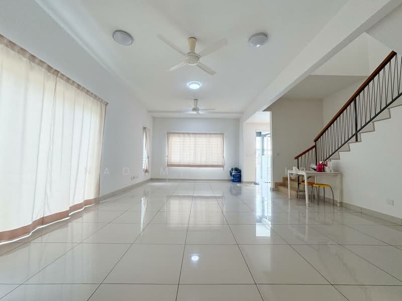 2-storey Terraced House for Sale in Cyberjaya (Selangor) - Nadzmie Nasir - Living Room - PropertyGuru.com.my