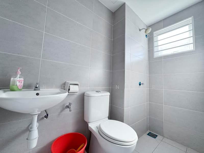 2-storey Terraced House for Sale in Cyberjaya (Selangor) - Nadzmie Nasir - Bathroom - PropertyGuru.com.my