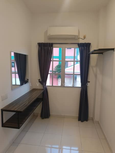 For Rent - Hillcity