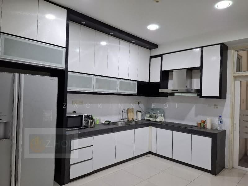 Cluster House for Sale in Bandar Parklands (Klang) - Zackinn Hoi - Kitchen - PropertyGuru.com.my