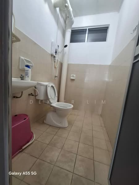 Pangsapuri untuk Disewa di Lake View Suites - Dexter Lim - Bathroom - PropertyGuru.com.my