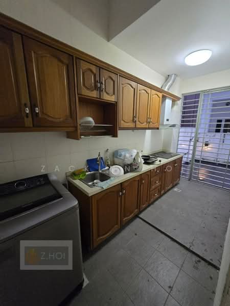 Cluster House for Sale in Bandar Parklands (Klang) - Zackinn Hoi - Kitchen - PropertyGuru.com.my