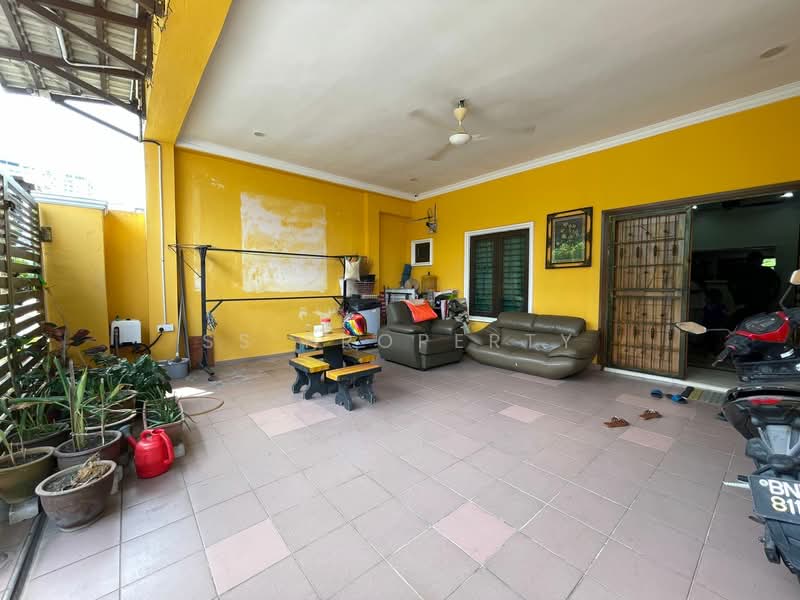 Rumah Teres 1.5 Tingkat untuk Dijual di Selayang (Selangor) - SS PROPERTY - Living Room - PropertyGuru.com.my