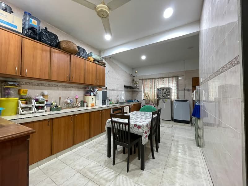 Rumah Teres 1.5 Tingkat untuk Dijual di Selayang (Selangor) - SS PROPERTY - Kitchen - PropertyGuru.com.my