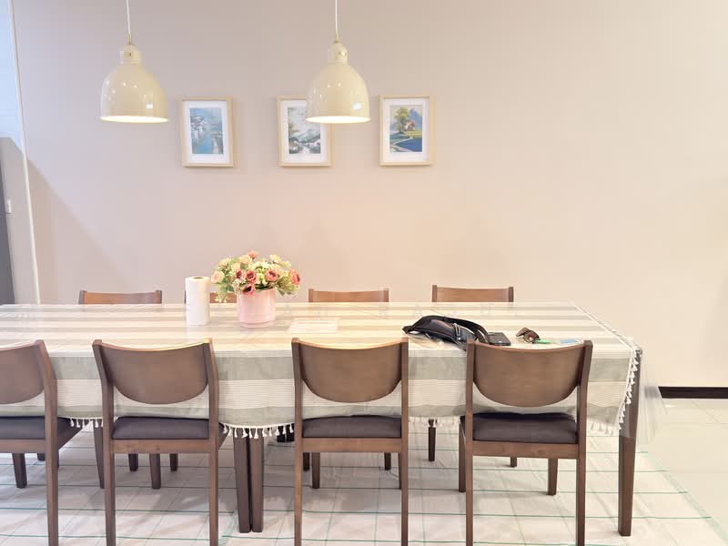 Semi-Detached House for Sale in Kajang (Selangor) - Farah Rasul - Dining Room - PropertyGuru.com.my