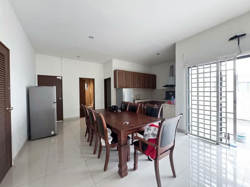 Semi-Detached House for Sale in Kajang (Selangor) - Nadzmie Nasir - Dining Room - PropertyGuru.com.my