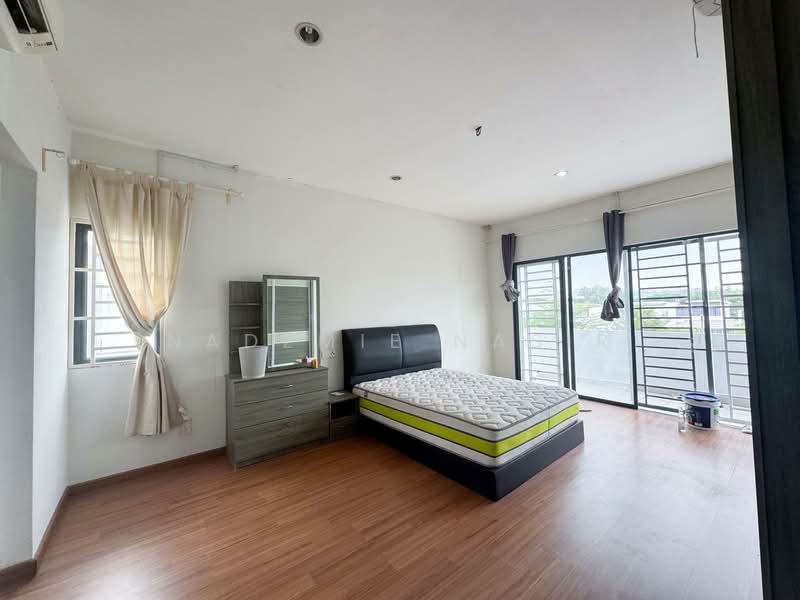Semi-Detached House for Sale in Kajang (Selangor) - Nadzmie Nasir - Bedroom - PropertyGuru.com.my