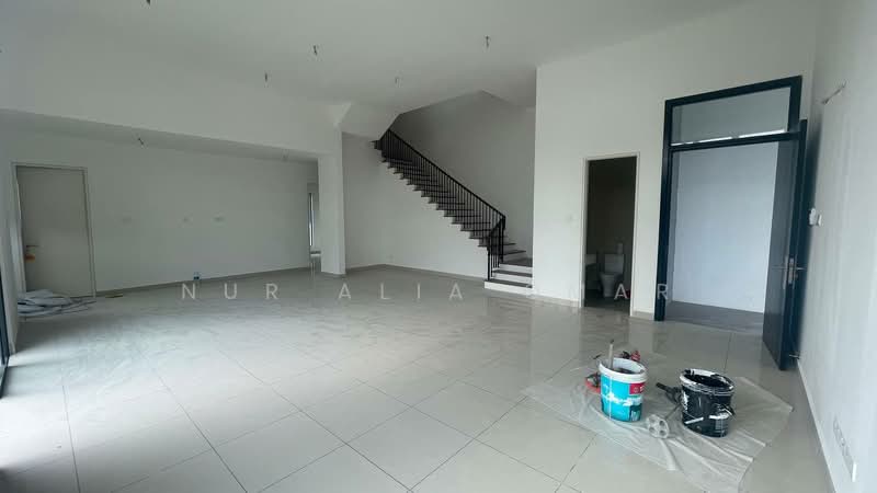 Semi-Detached House for Sale in Shah Alam (Selangor) - Nur Alia Omar - Living Room - PropertyGuru.com.my