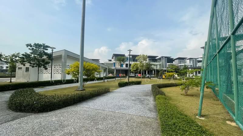 Semi-Detached House for Sale in Shah Alam (Selangor) - Nur Alia Omar - Exterior - PropertyGuru.com.my