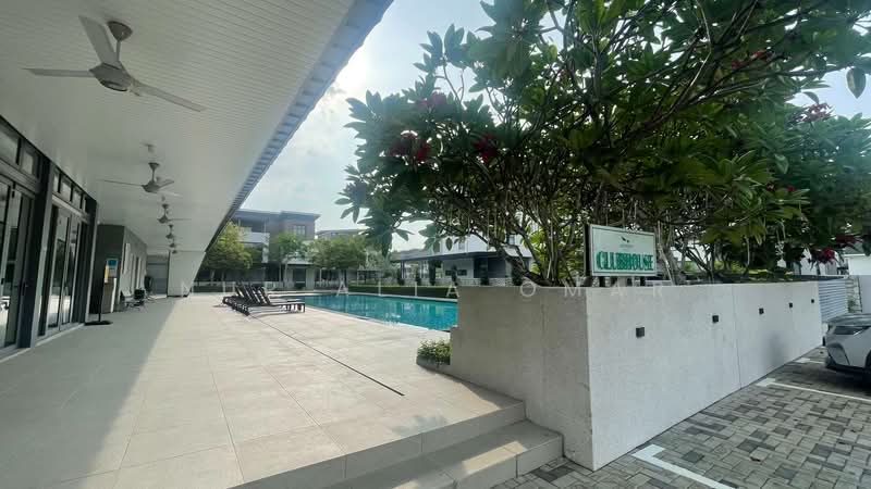 Semi-Detached House for Sale in Shah Alam (Selangor) - Nur Alia Omar - Exterior - PropertyGuru.com.my