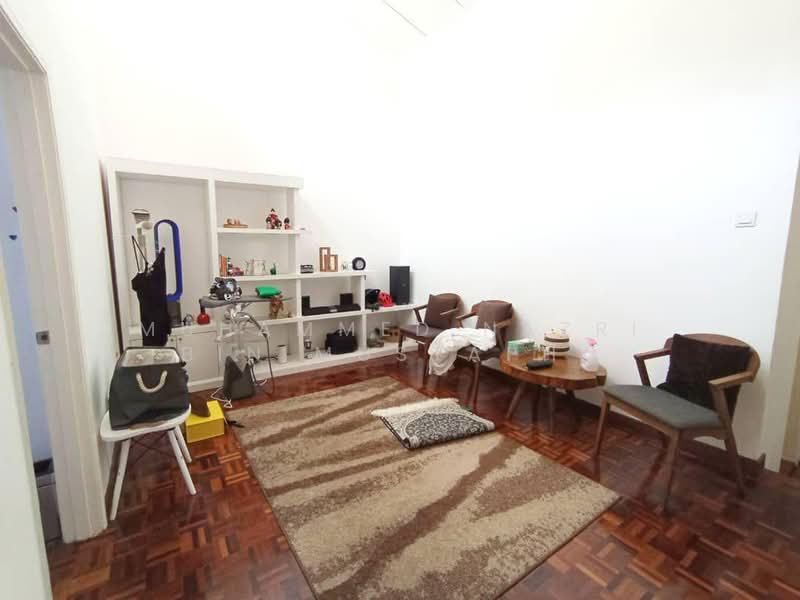 Rumah Teres 2 Tingkat untuk Dijual di Ampang Jaya (Ampang) - Muhammed Nazri bin Mustapha - Living Room - PropertyGuru.com.my