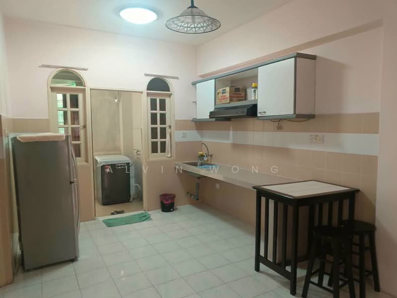 Kondominium untuk Disewa di Regency Terrace - Alvin Wong - Kitchen - PropertyGuru.com.my