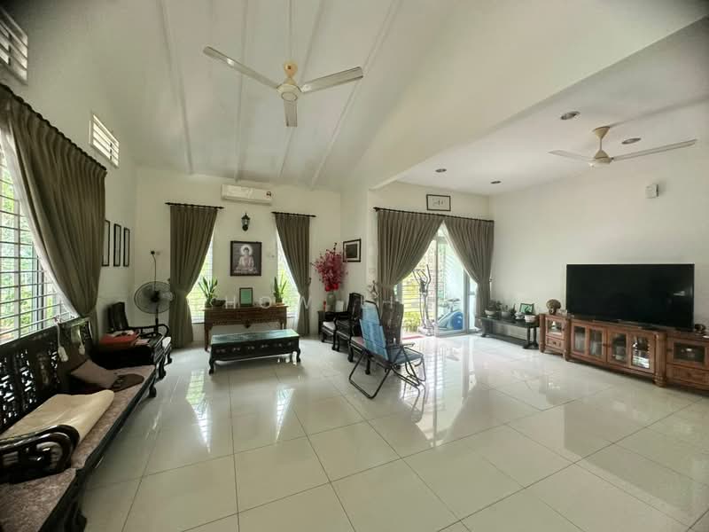Rumah Berkembar untuk Disewa di Ayer Keroh (Melaka) - How Liew - Living Room - PropertyGuru.com.my