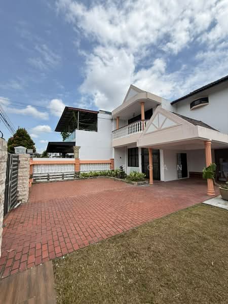 Rumah Berkembar untuk Dijual di Taman Johor Jaya (Johor Bahru) - Bernice Gan - Exterior - PropertyGuru.com.my