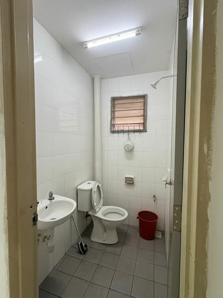 Apartment for Sale at Akasia - Loga Raju - Bathroom - PropertyGuru.com.my