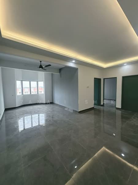 Apartment for Sale at Pangsapuri Mutiara Subang - Zamani Ishak - Living Room - PropertyGuru.com.my