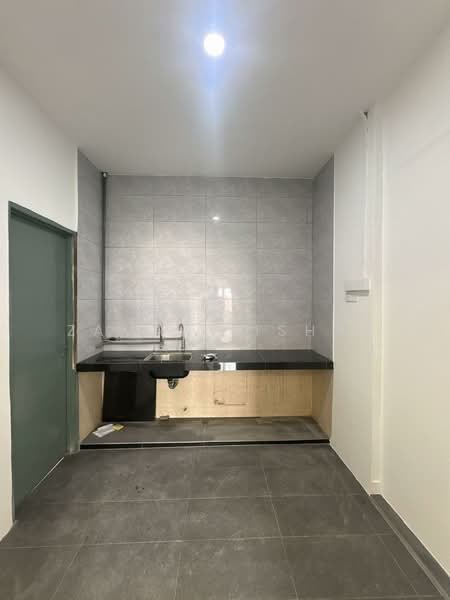 Apartment for Sale at Pangsapuri Mutiara Subang - Zamani Ishak - Kitchen - PropertyGuru.com.my
