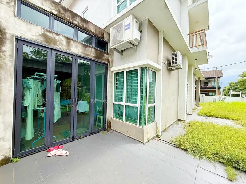 Rumah Berkembar untuk Dijual di Taman Desa Flora (Senawang) - Muhammed Nazri bin Mustapha - Exterior - PropertyGuru.com.my