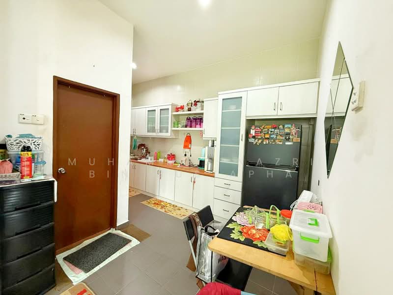 Rumah Berkembar untuk Dijual di Taman Desa Flora (Senawang) - Muhammed Nazri bin Mustapha - Kitchen - PropertyGuru.com.my