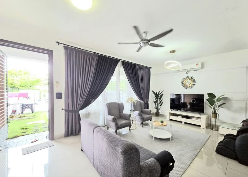 2-storey Terraced House for Sale in Shah Alam (Selangor) - Salawati Busro - Living Room - PropertyGuru.com.my