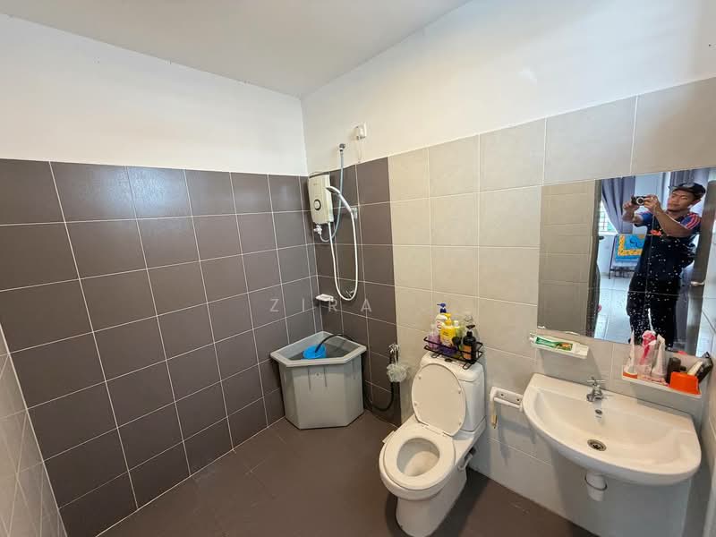 Rumah Kluster untuk Dijual di Pontian (Johor) - Zira . - Bathroom - PropertyGuru.com.my