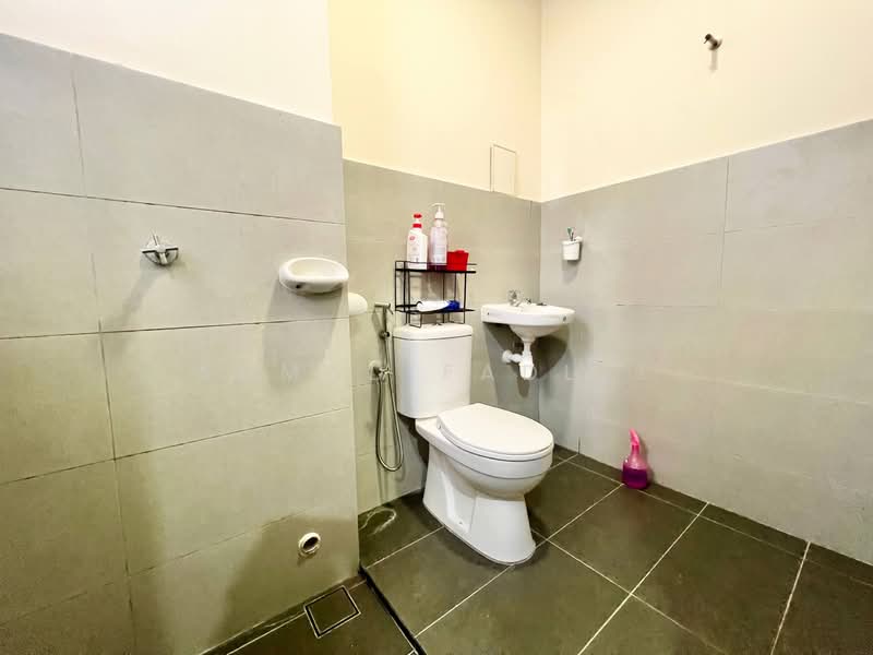 2-storey Terraced House for Sale in Pajam (Mantin) - Ahmad Fadlee - PropertyGuru.com.my