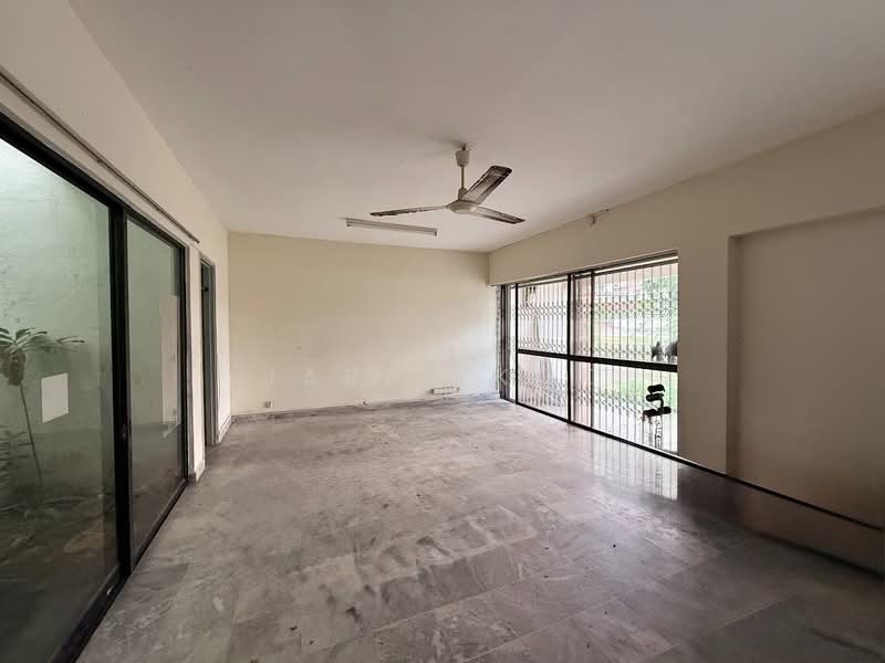 2-storey Terraced House for Sale in Taman Seputeh (Seputeh) - jaret kok - Living Room - PropertyGuru.com.my